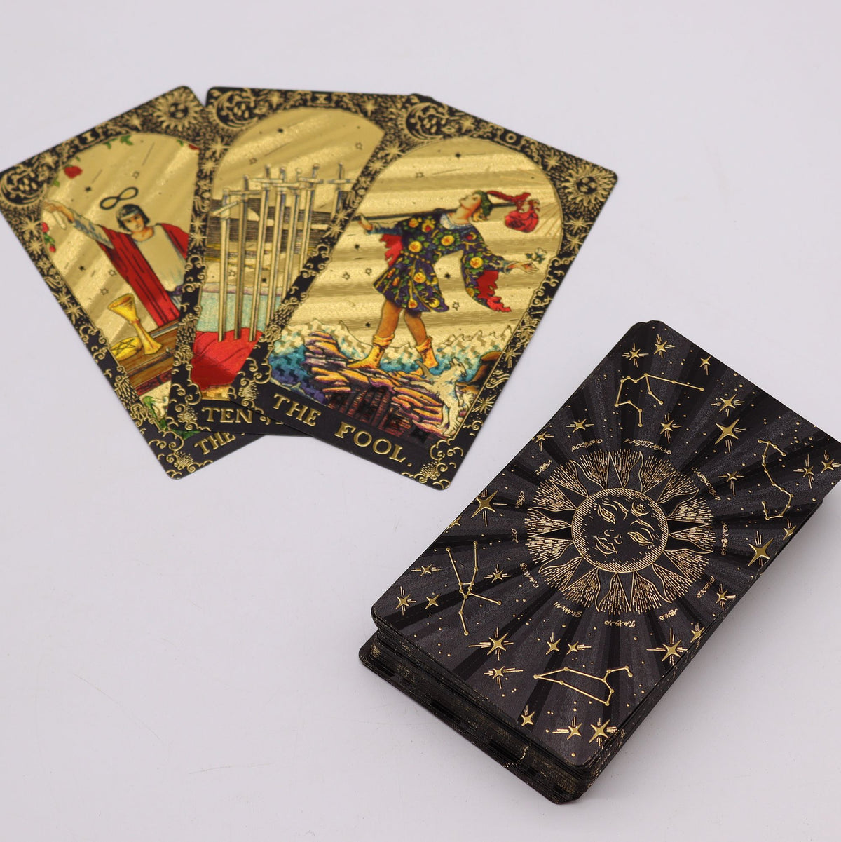 Tarot con lámina dorada «Que comience la magia» – Caja de regalo