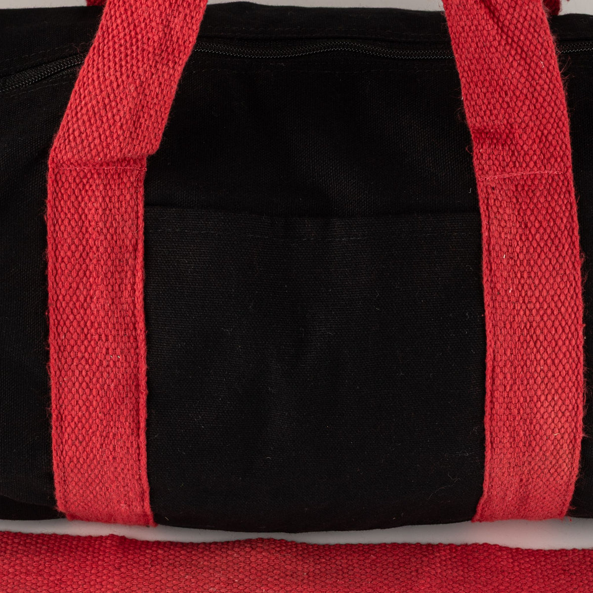 Bolsa de deporte de algodón canvas - Negra con asas rosa cereza