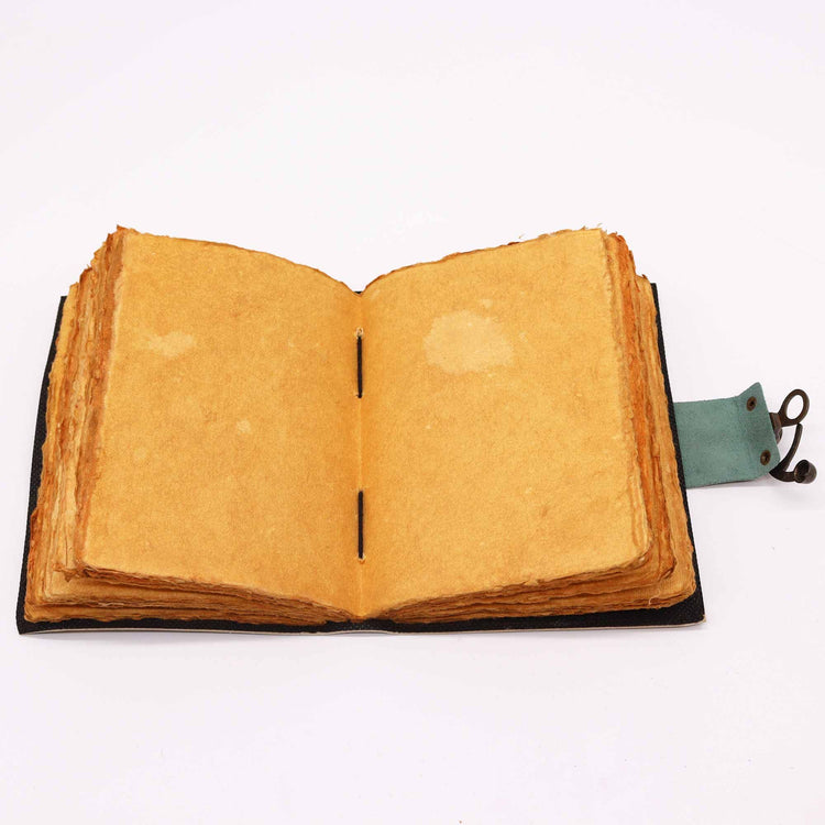 Cuaderno de Cuero  - Fases de la Luna - 12,5x17,5cm