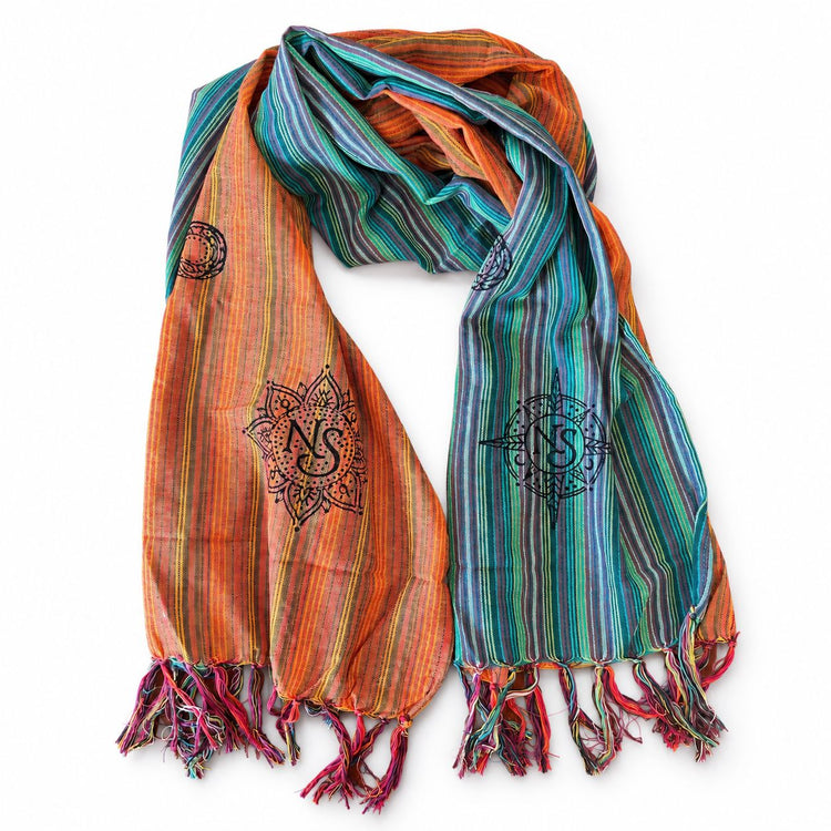 Pañuelo Nomad Sari 170 × 50 cm – Amanecer de los peregrinos